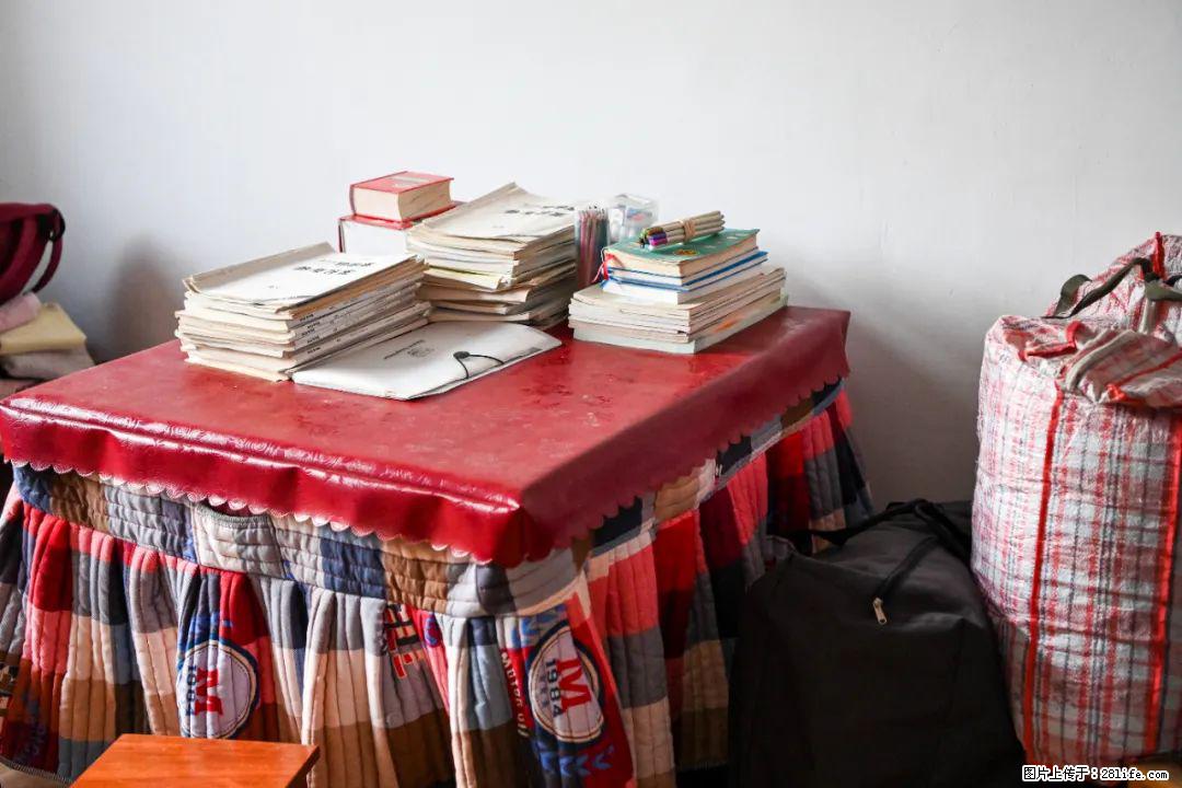 全网追的“扁担女孩”，找了一份暑假工，时薪12元 - 焦作生活资讯 - 焦作28生活网 jiaozuo.28life.com